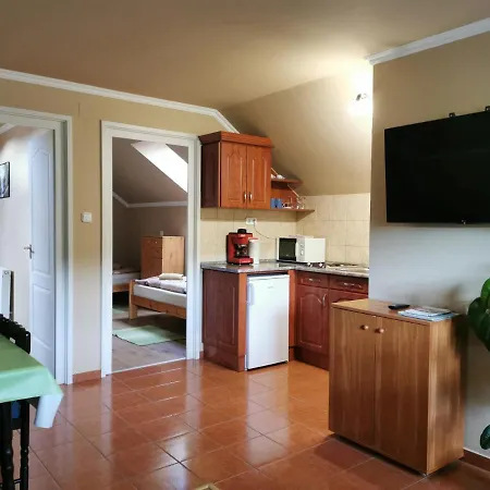 Napsugar * Kistolmacs