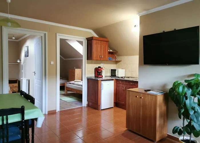 Napsugar * Kistolmacs